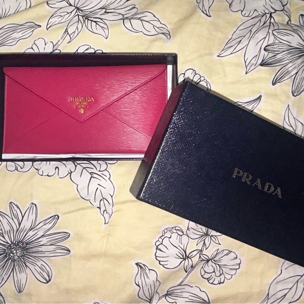 Prada Pink Wallet with Black Box